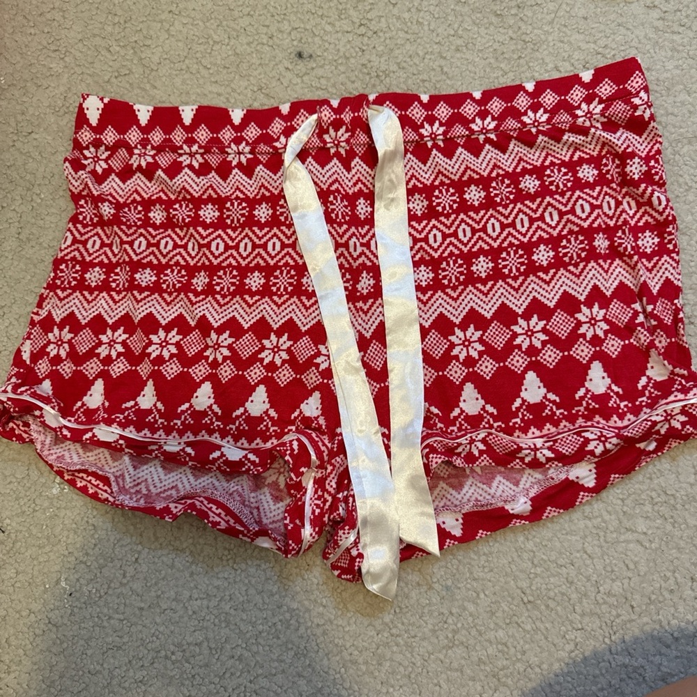 Red Patterned Women's Shorts